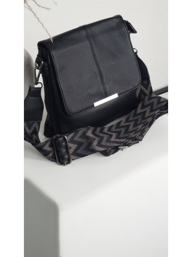 Τσάντα χιαστί με καπάκι και ιμάντα