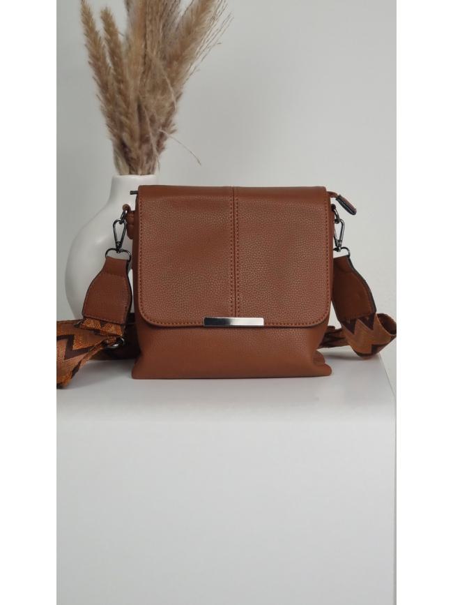 Τσάντα χιαστί με καπάκι και ιμάντα-Ταμπά