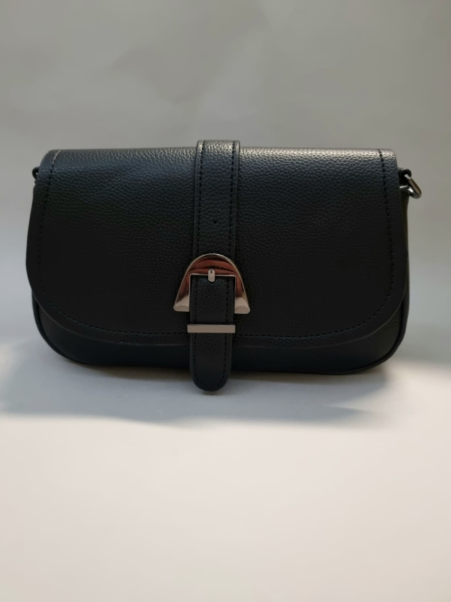 Τσάντα Χιαστί Με Καπάκι Αγκράφα - Μαύρη