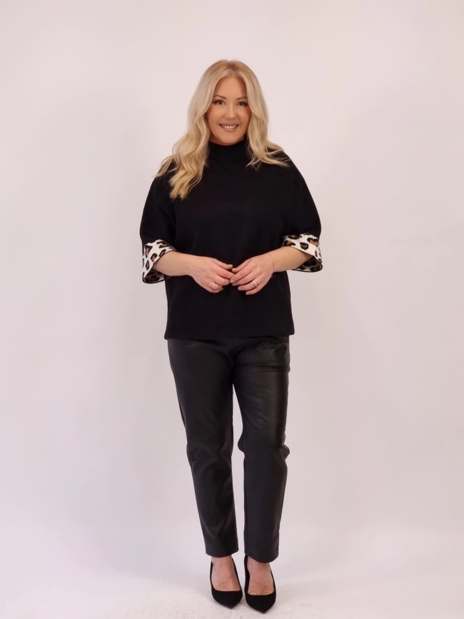 Μπλούζα Πλεκτή Λεπτομέρεια Animal-Μαύρο Μπλούζα Πλεκτή Λεπτομέρεια Animal-Μαύρο