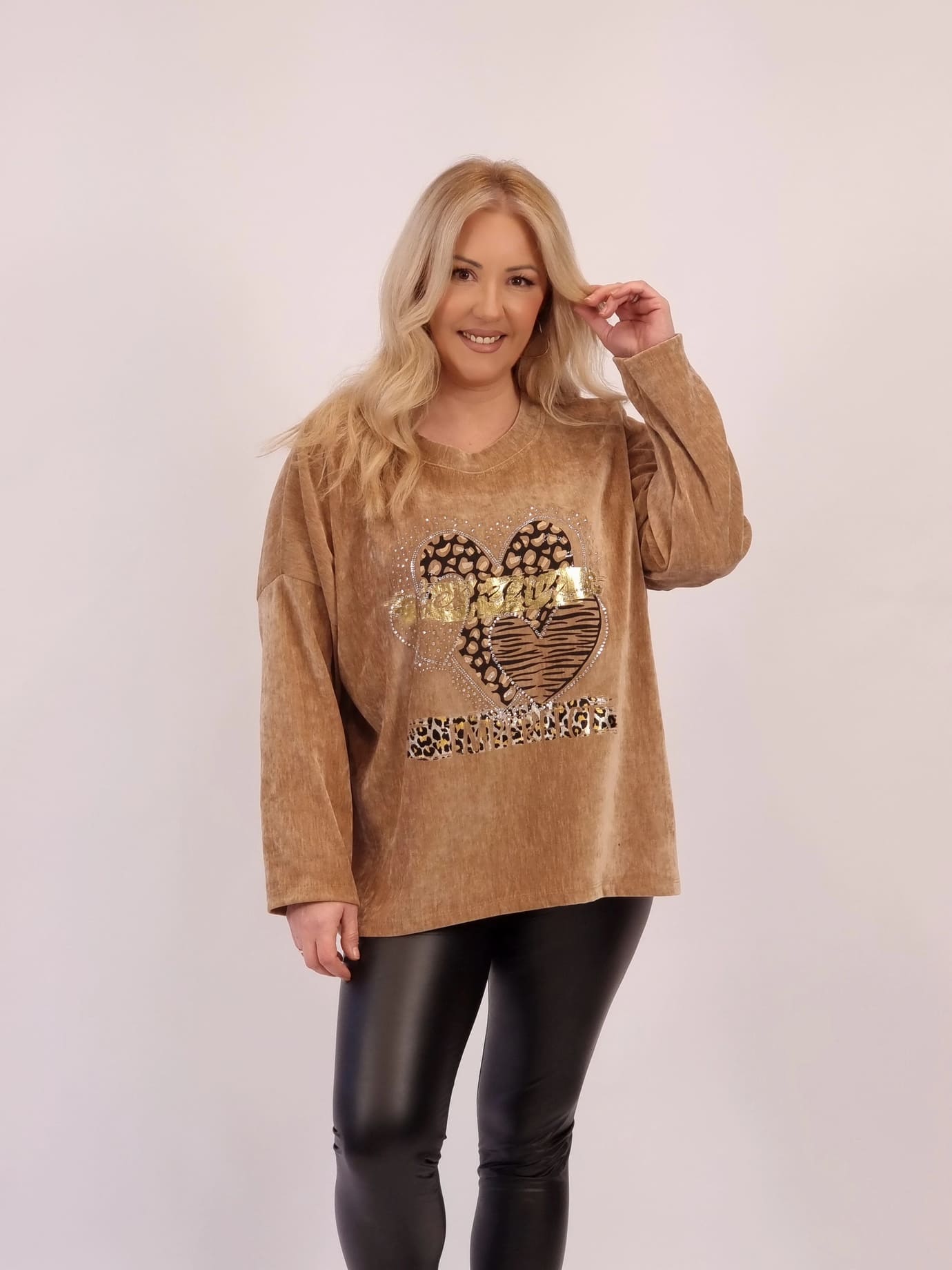 Μπλούζα βελουτέ Καρδιά Στρας-Ταμπά Μπλούζα βελουτέ Καρδιά Στρας-Ταμπά