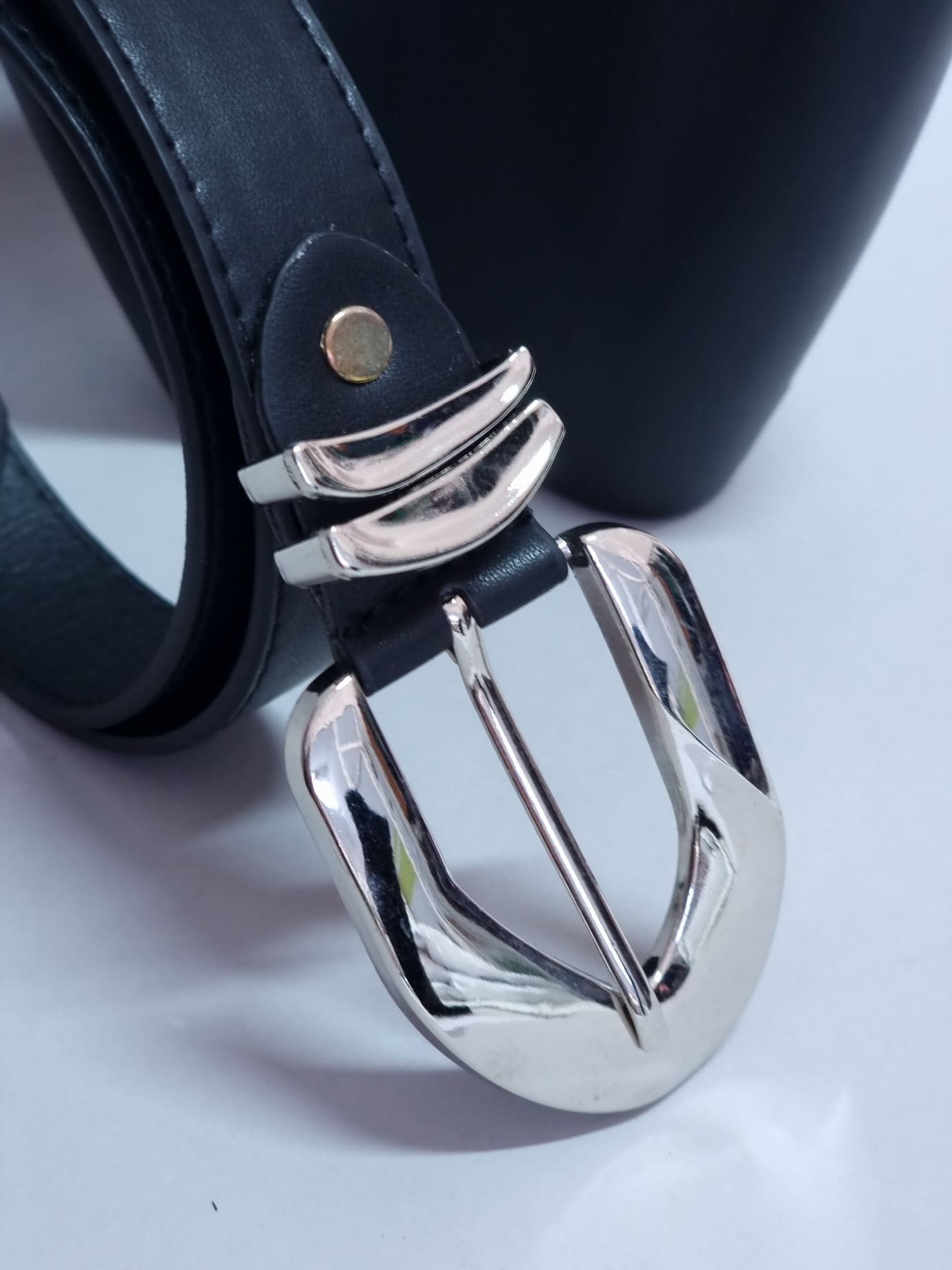 Ζώνη Δερματίνη Ασημί Τοκά- Μαύρη Ζώνη Δερματίνη Ασημί Τοκά- Μαύρη