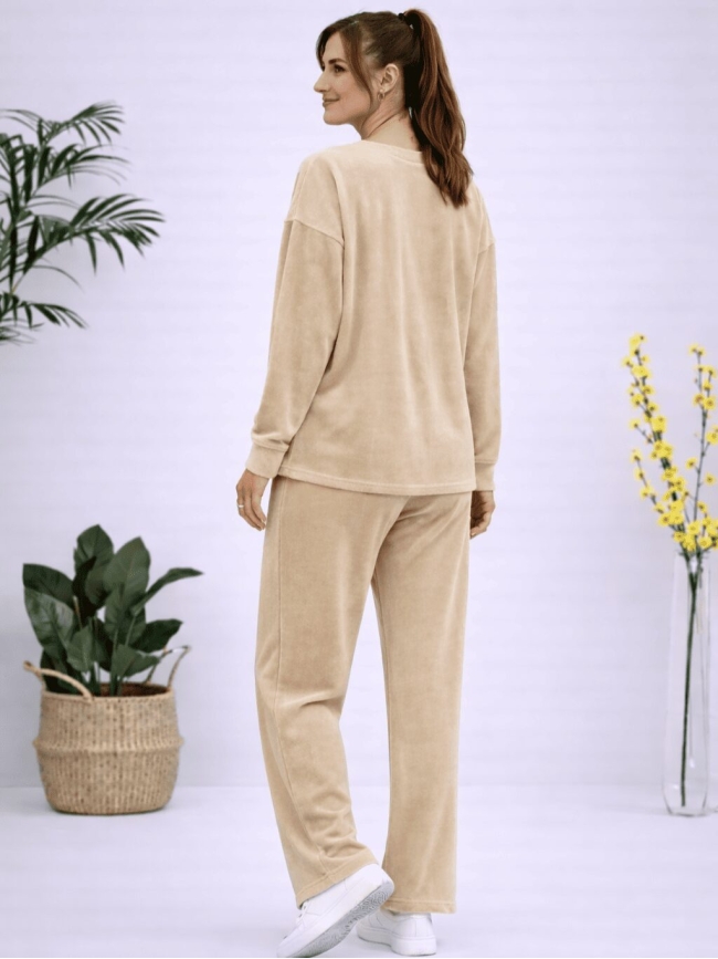 Σετ Βελουτέ V Λαιμόκοψη-Μπεζ