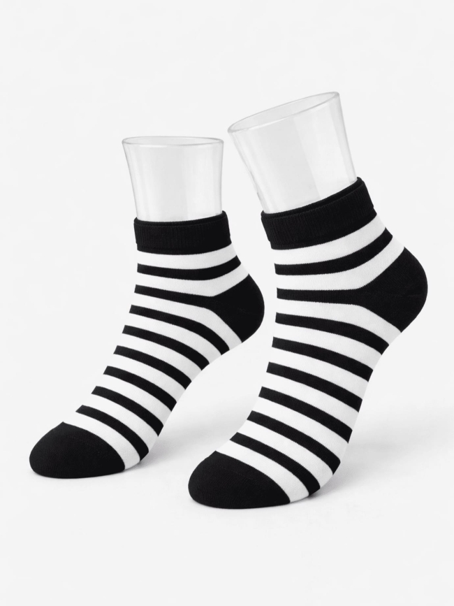 Κάλτσες Γυναικείες Ρίγες – Μαύρο Κάλτσες Γυναικείες Ρίγες – Μαύρο